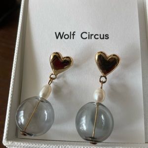 Wolf Circus Frankie Earrings Gold plated, pearl and hand blown glass